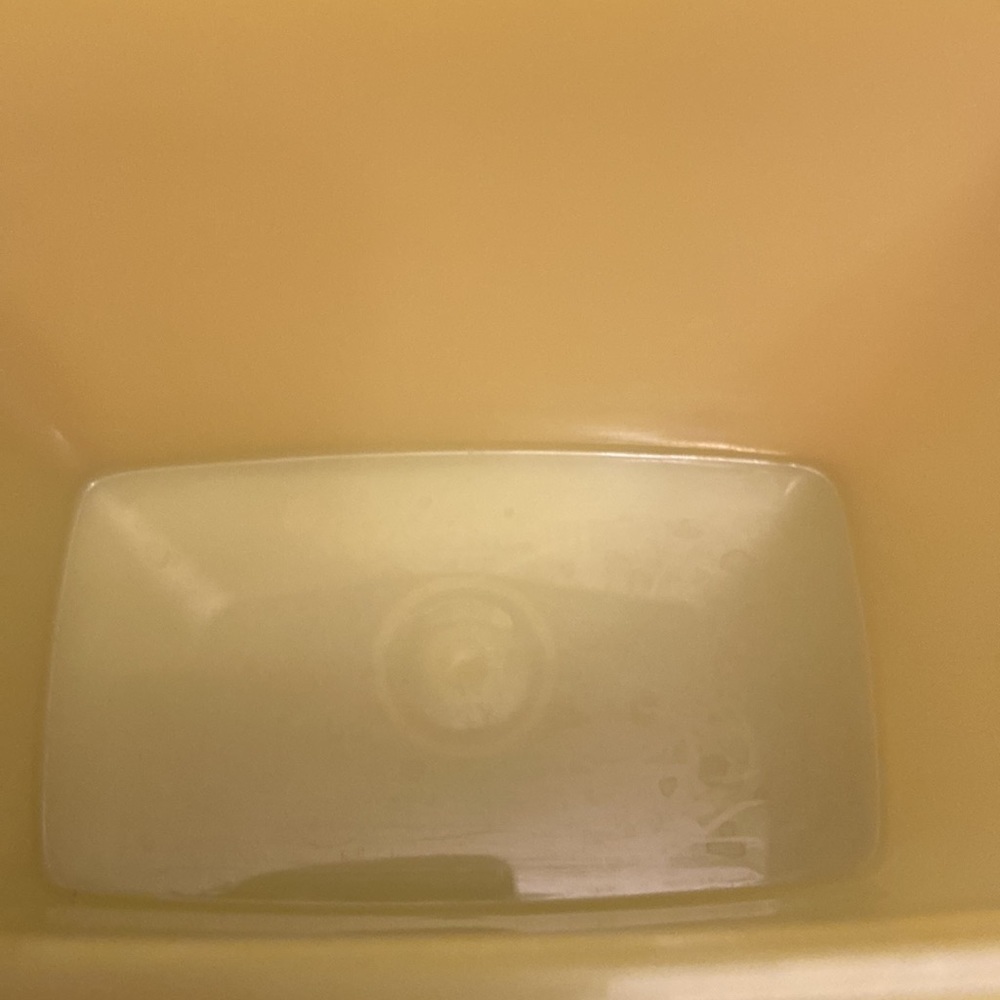 Tupperware Set of Yellow Shelf Saver and Pour Seal Wedge Containers - Picture 7 of 7